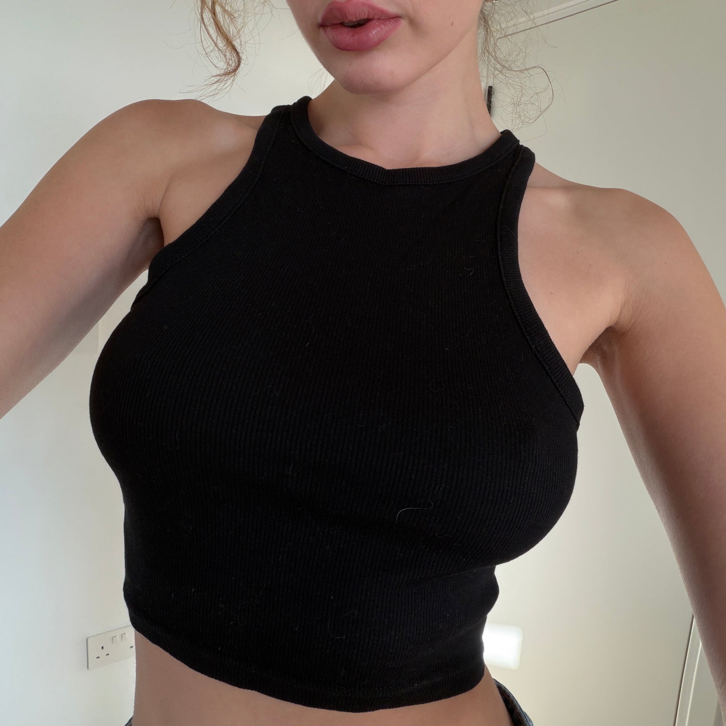 Shaiden Croptop schwarz