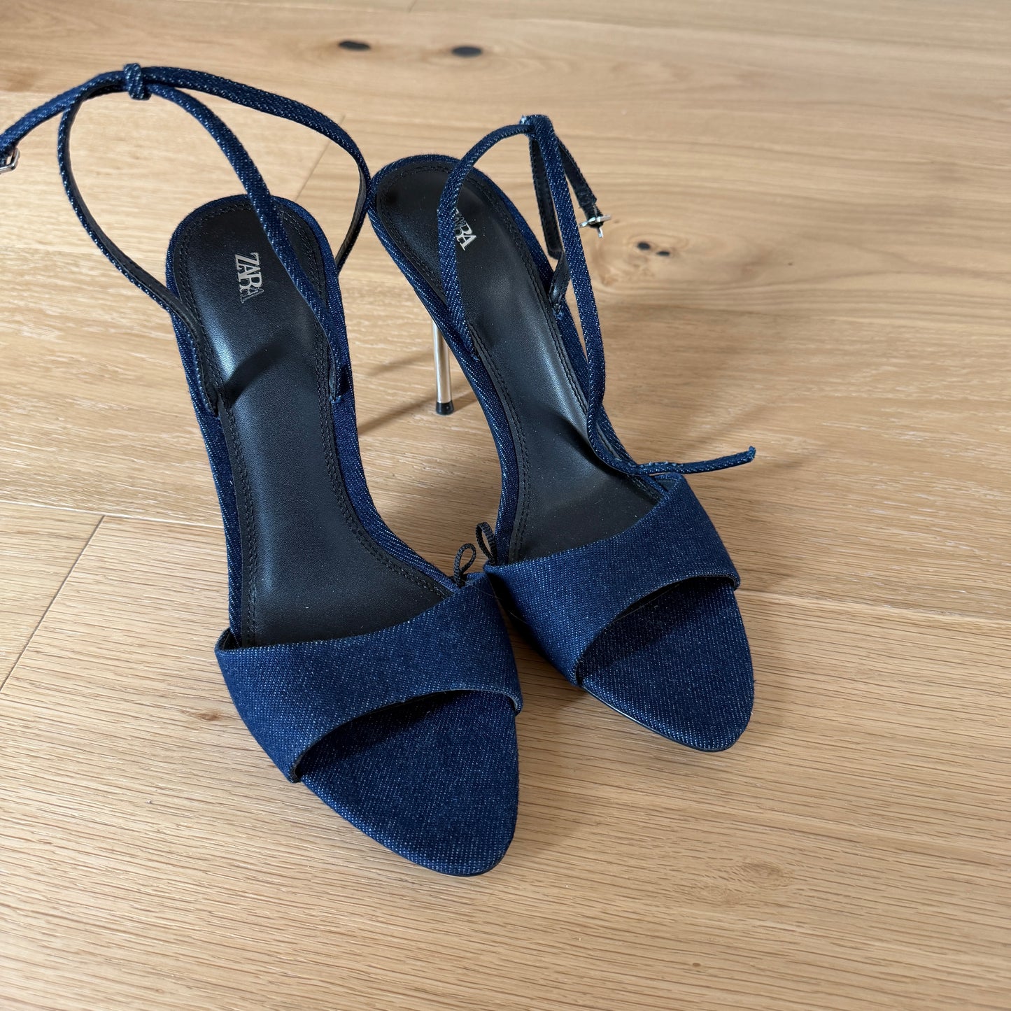 Shaiden Heels dunkel