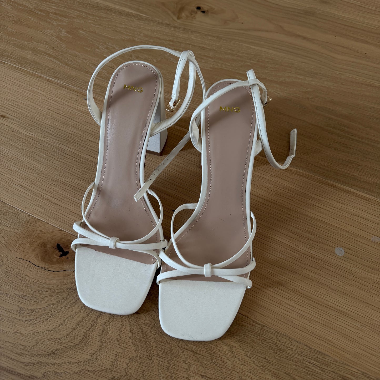 Shaiden Heels weiß