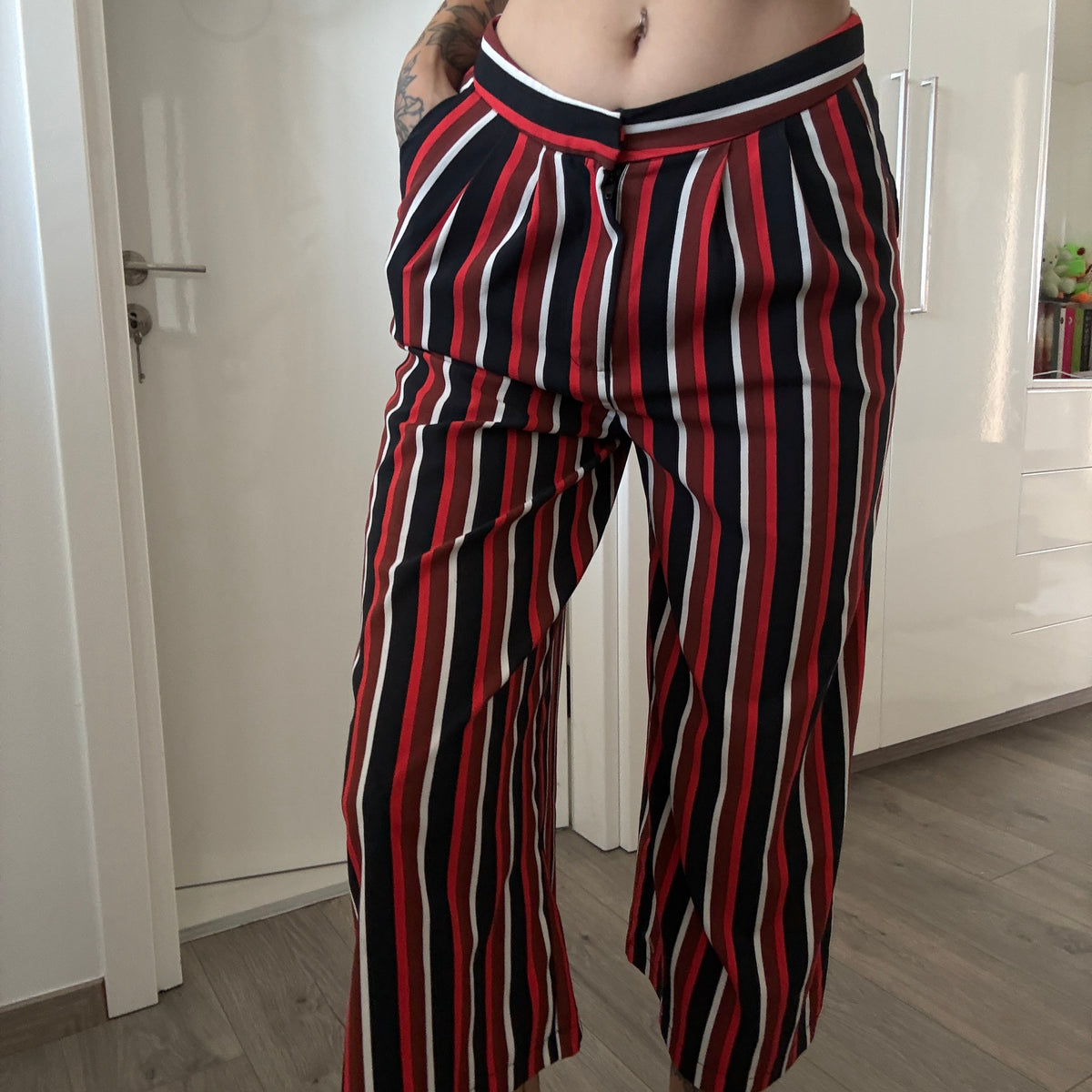 gestreifte Hose