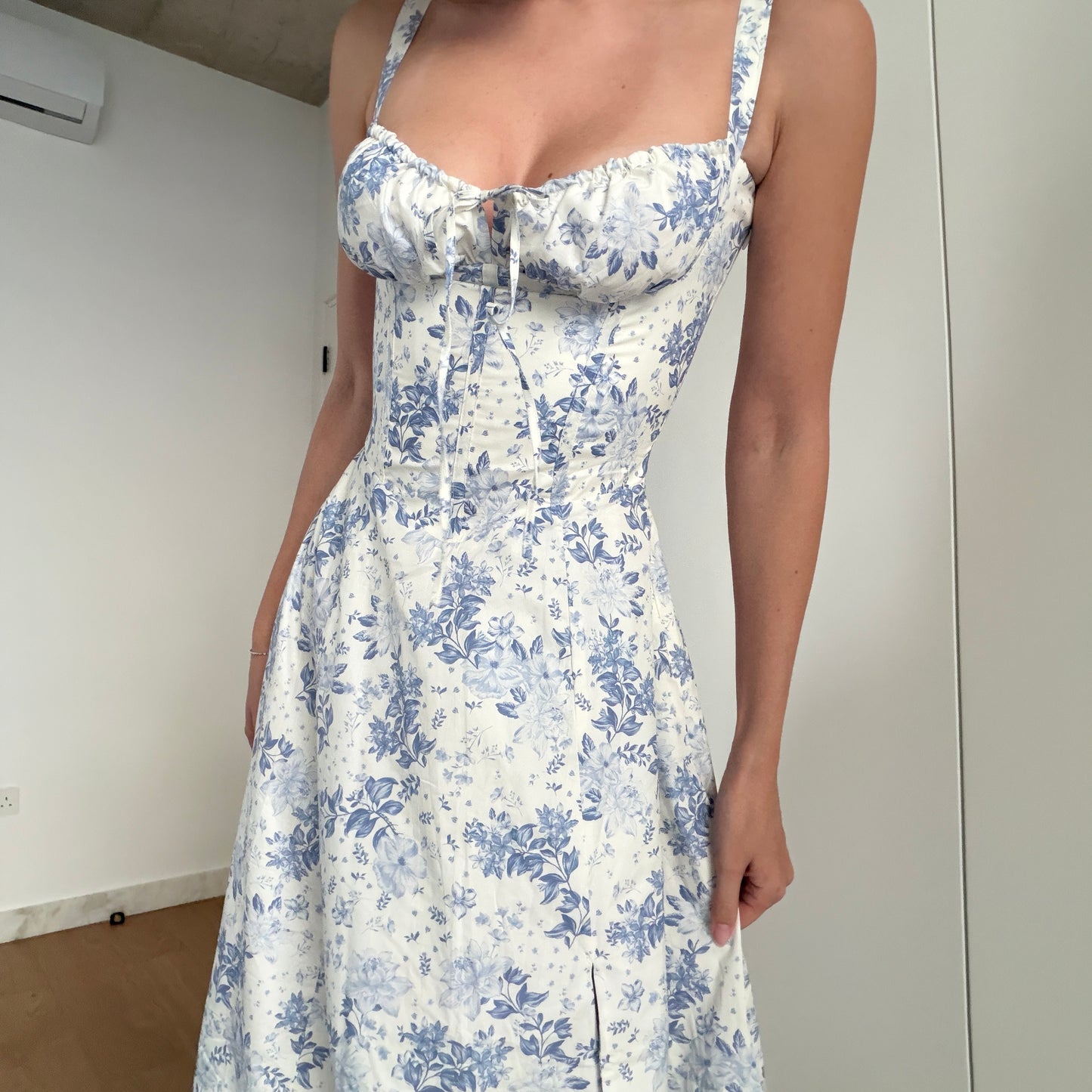 Shaiden Kleid Blumen