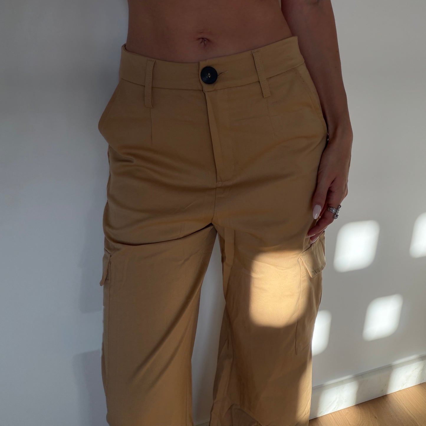 Shaiden Hose weit