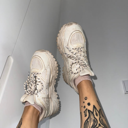 Schuhe Weiß